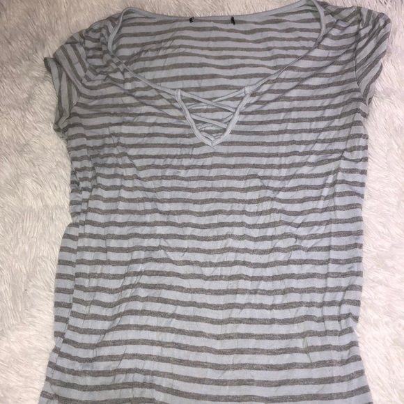 Stripped tshirt - Picture 1 of 2